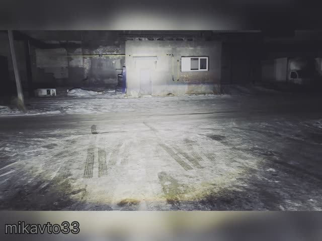 Ночной свет от оптики с гладким стеклом на Ниву-УАЗ с Pro BI-Led лампами с мини линзой на 120W