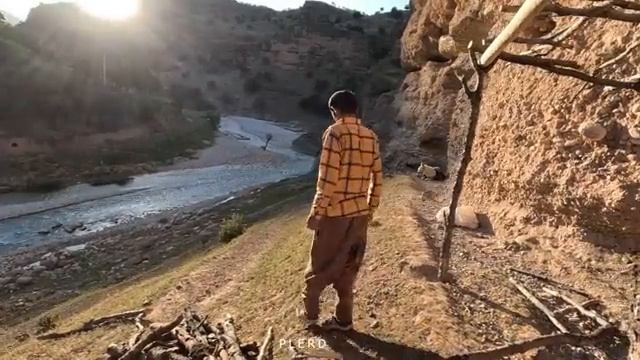 02.05.2023 Изготовление традиционного навеса семьей кочевников