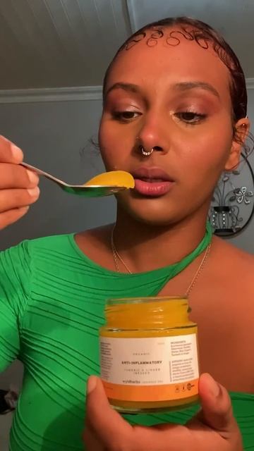 Tasting Sea Moss for the First Time (Not as Bad as You'd Think)