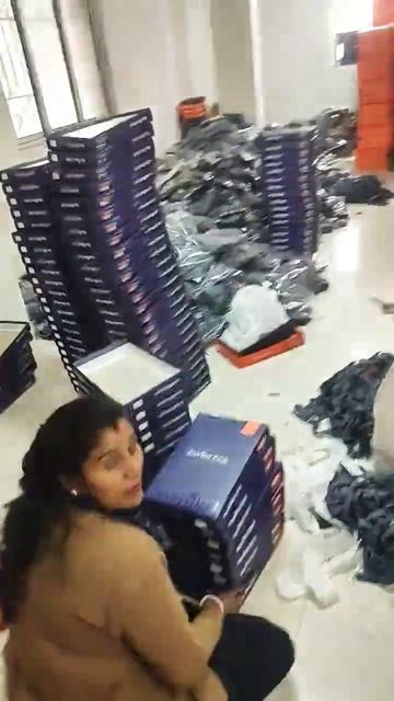 Kids Wear Readymade Apparel Company Packing Process Summer Items/2023