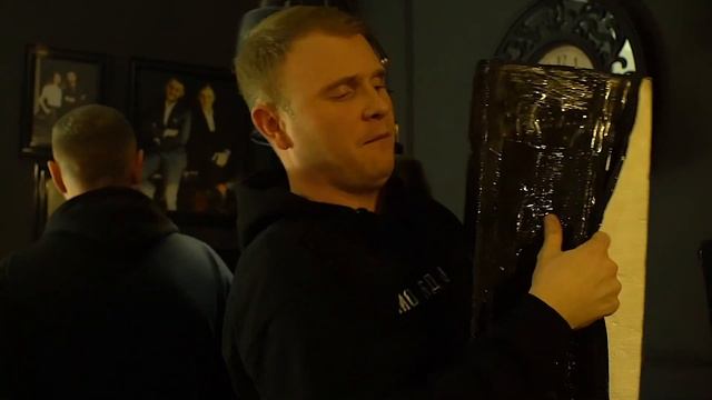 РОЗПАКОВКА ЗАГУБЛЕНИХ ПОСИЛОК УКРАЇНИ! Що ми знайшли?!