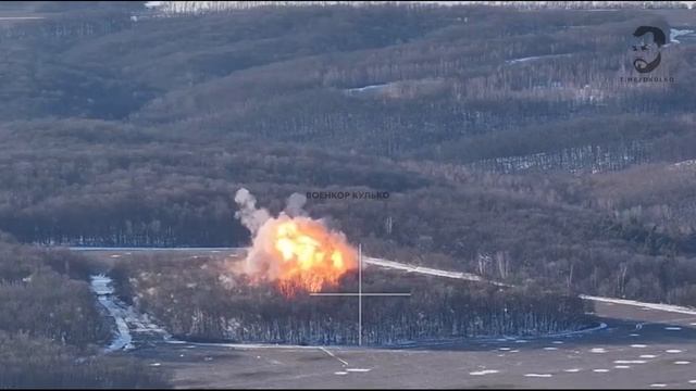 Красивые кадры пикирования ФАБа с УМПК по укропам в лесах под Суджей.