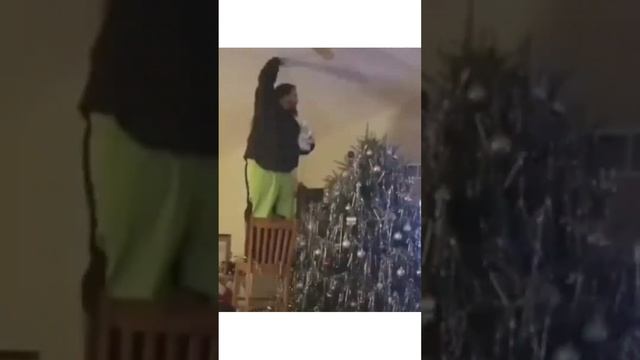 угарные танцы в новый год / Желтая газетка