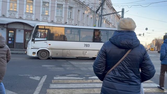 PeshiyYar сегодня было очень людно, погода отличная. Первомайская