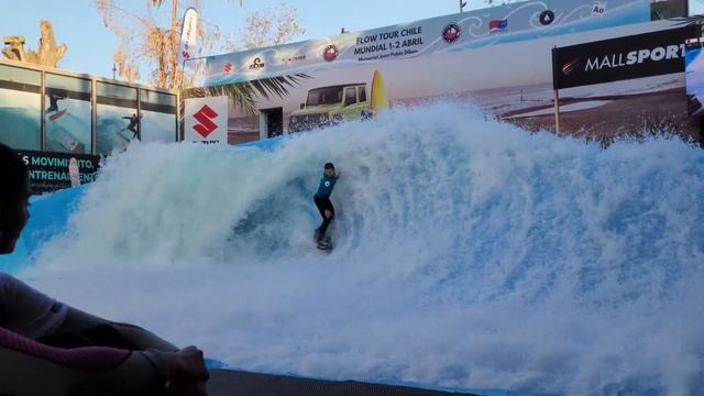 Pro Women Strapped Run 3 Qualifiers - Santiago, Chile La Ola Mall Sport - FlowRider Flow Barrel 202