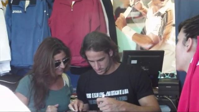 Valencia ATP 500 tennis tournament part2.wmv