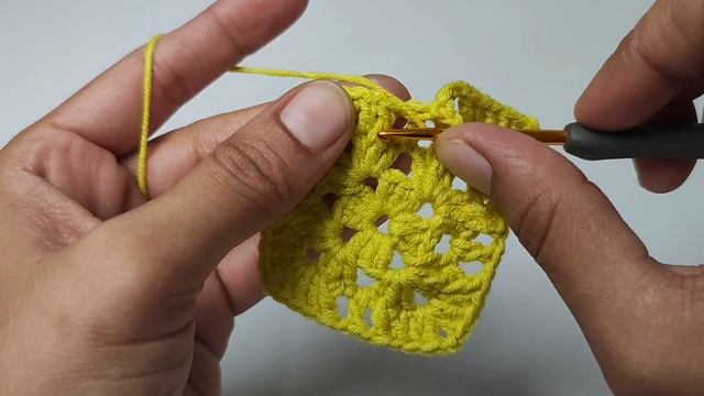 Exploring the Wonderful World of Granny Squares with Innovative Stitches | How to Crochet Square