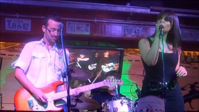 Hold the line - Sgavillo Band