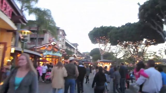 Neon Lights- Demi Lovato [Six Flags Magic Mountain//LA]