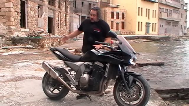 KAWASAKI Z750S 2005-07 . KOKKINA FEGARIA TEST
