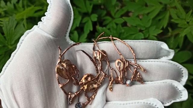 Cara mengabadikan bunga Dicentra dan mengubahnya menjadi anting asli!? #electroforming #jewellery