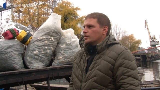 Кременчуцьке водосховище поповнилося молоддю товстолоба