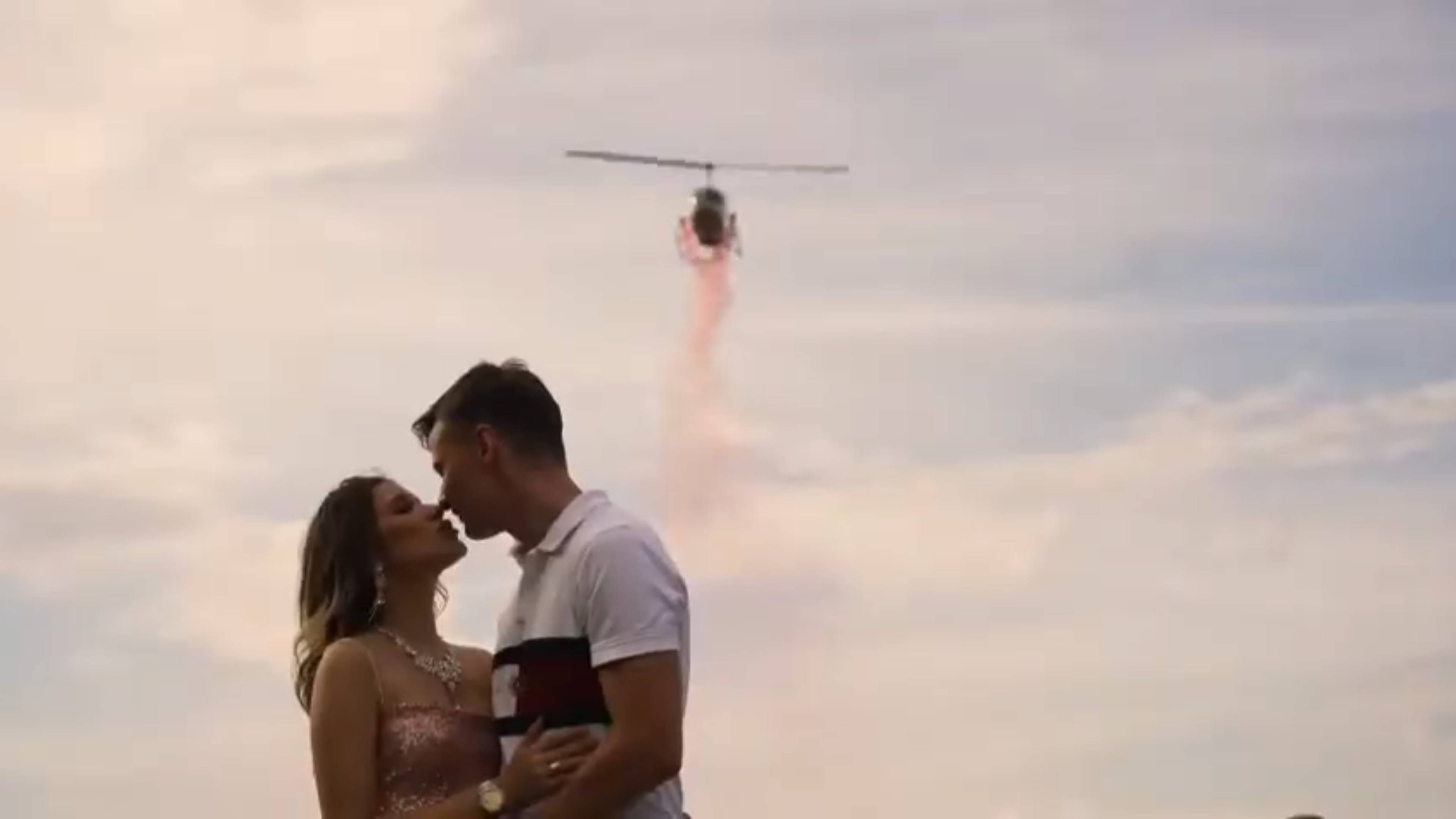 Гендер-пати с вертолётом на Истринском водохранилище | Captour