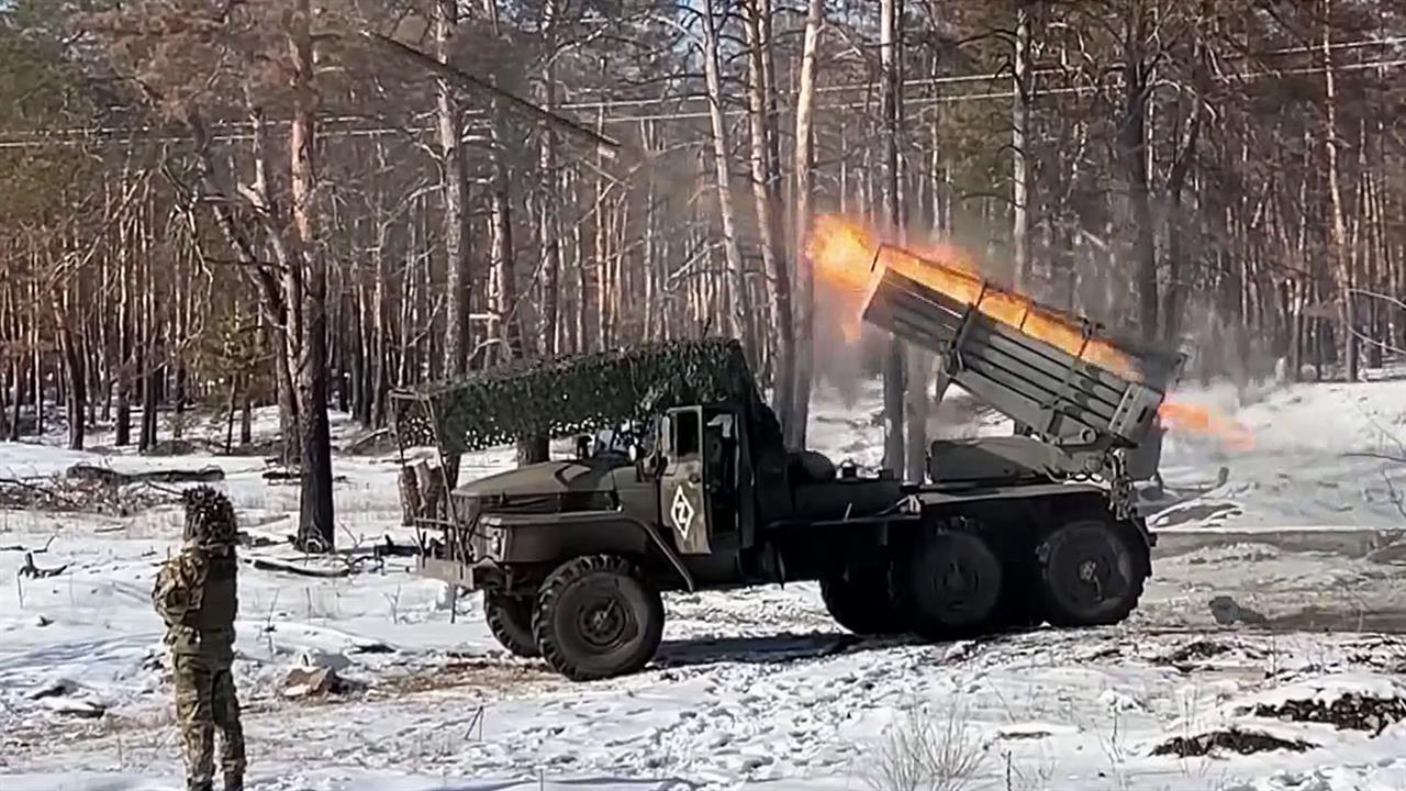 На Красно-Лиманском направлении бои ведут в тандеме артиллерия и штурмовики