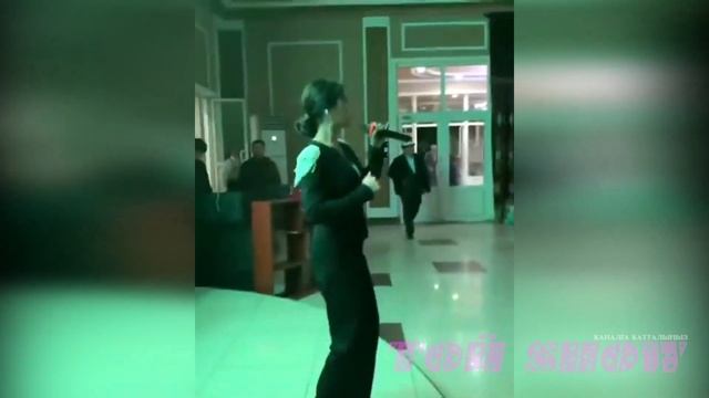 БУЛ КЫЗДЫН ЫРЛАРЫ ХИТ БОЛДУГО - ХАДИЧА КАМАЛИДИНОВА