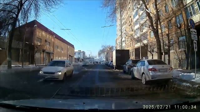 Поворот через двойную сплошную