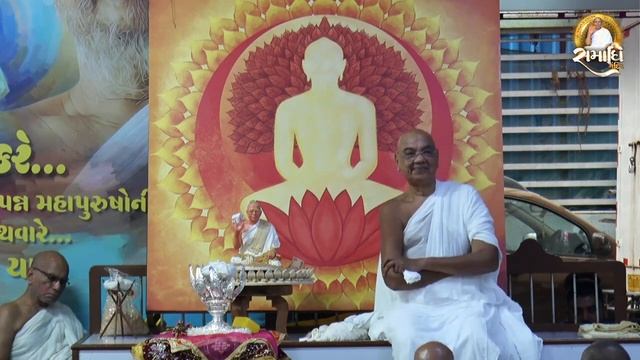 P Jayghosh Suri Maharaja Gunanuvaad by Bhaktiyogacharya Shri Yashovijayji Maharaj saheb