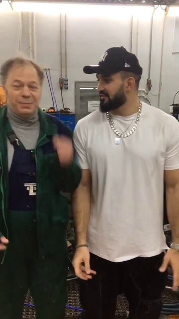 Муха Биттуев: с наступающим🎄!!!