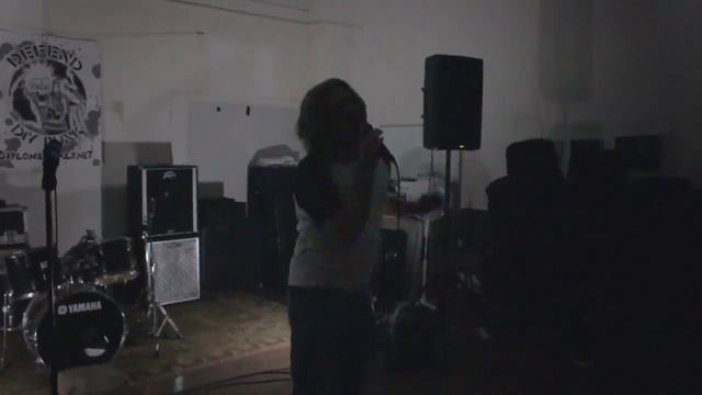 Eva Ras - DIY & Cry @ Fabrika Avtonomia w/ N.N. & Niboowin (16.7.19)