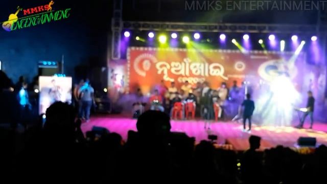 Selfie bebo stage performance by mantu chhuria and lipsa in bhubaneswar