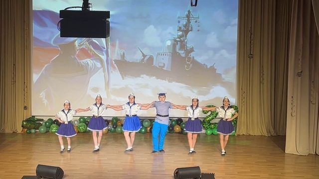 "Яблочко"