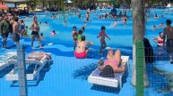 Жгучие бразильские красотки с голыми ягодицами и упругими попами в бикини 👙