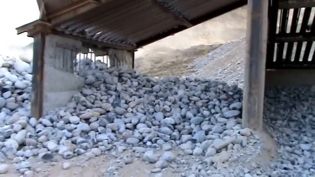 Screen - (Grizzly) - (Multi size boulder separator)