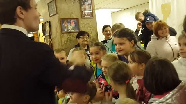 Фокусник Илья Кулицкий. хорёк