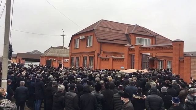 Дал декъал ве хьо Шайх Хасан😔😔