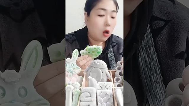 #asmr #eat #asmrmukbang #eatingsoundsasmr #mukbangs #mukbangeating #eatingmukbang #eatoncamera #k...