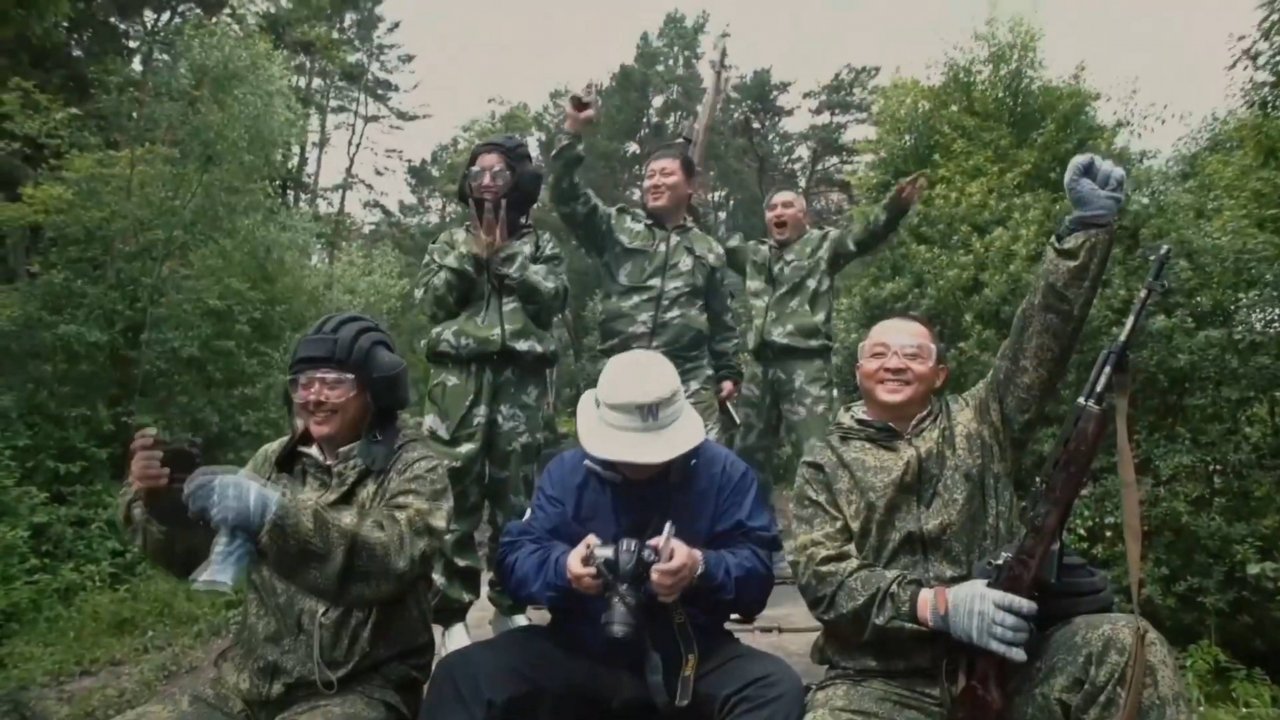 Полёт на вертолёте и катание на танках в Подмосковье | Captour