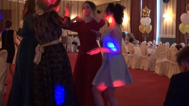 Выпускной 16 школа 2017  Николаевский