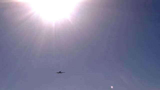 Посадка самолёта як52 на аэродром коротич