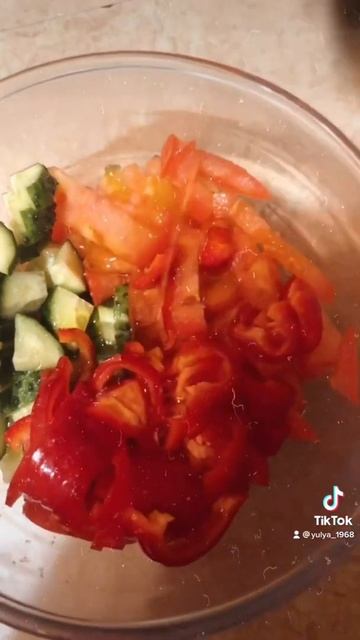Салатик с рыжиковым маслом