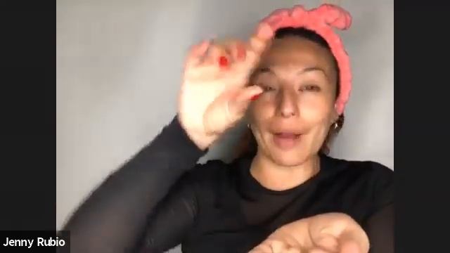 Una rutina de cuidado de piel con productos 100% Clean Beauty!