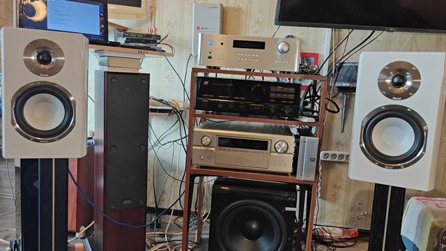Magnat Quantum 1003S.mp4
