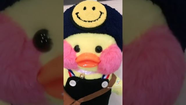 [lalafanfan уточки из тик тока видео]