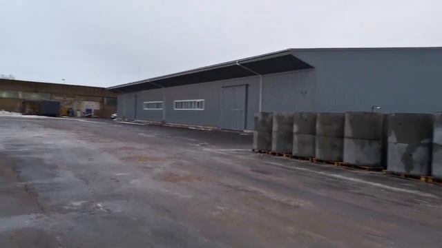 Новое ш 45 На территории два ангара