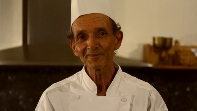 Alain's at Cayman Whitsundays Advert