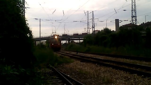 ПВ 20173 с локомотив 51520044065 0 за Варна морето
