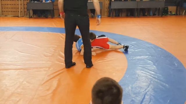 Турнир в Бузаевском зале. 2.04. 2018 по вольной борьбе