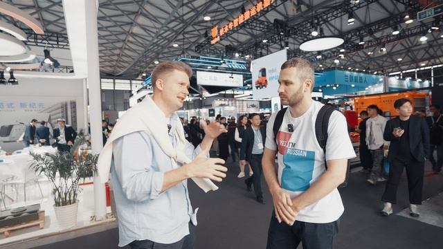 Китай с Кириллом Казарцевым. Выставка СеМАТ Asia. Роботизация склада. Часть 2.