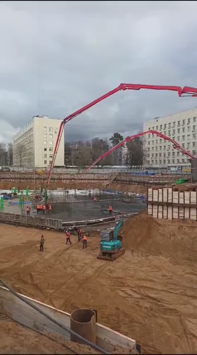 Заливка фундамента