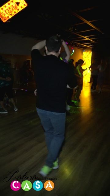 BACHATA CASA LATINA KURSK Bachata C1302