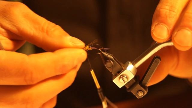 aTL - Fly Tieing - Brown Stonefly