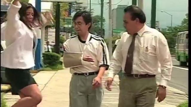 Woman scaring people in the streets..Hidden Camera