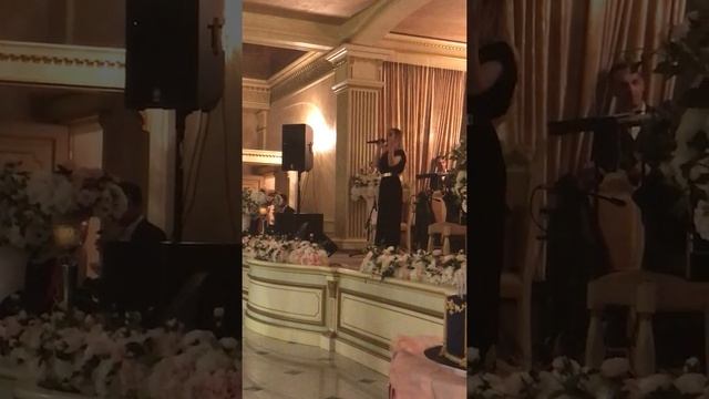 Лаурита Не говори