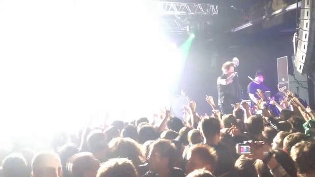 Papa Roach - BETWEEN ANGELS AND INSECTS(Live In Krasnodar 2012)