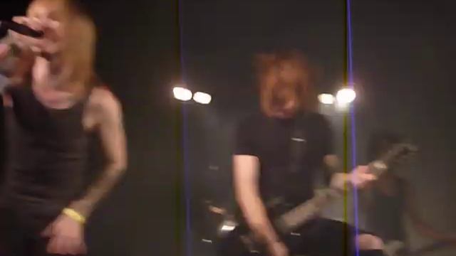 Hey Nightmare, Where did you get them teeth - A Skylit Drive @Teatro Novedades, Chile