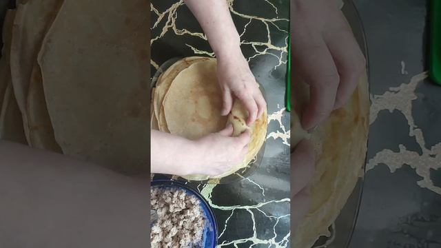 Блины с мясом.mp4